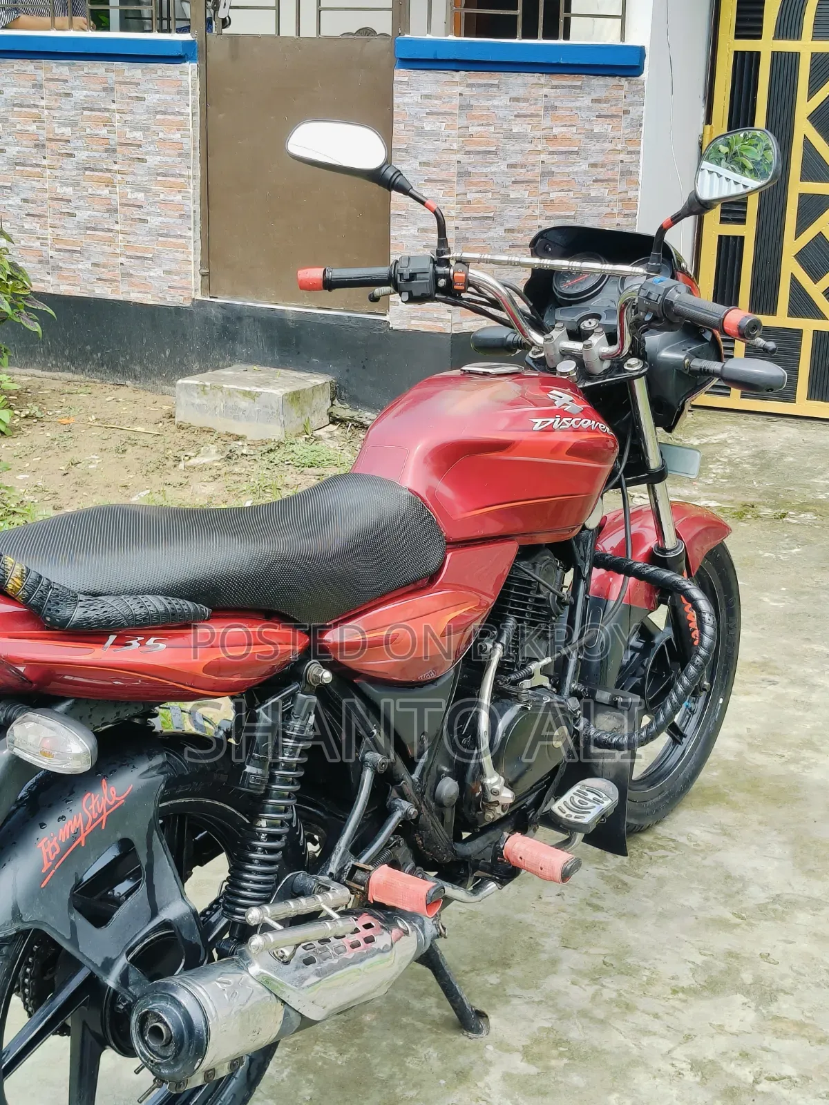 Bajaj Discover 135 2010 Red