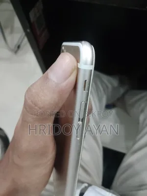 অ্যাপল আইফোন ৬এস প্লাস ৬৪ জিবি হোয়াইট