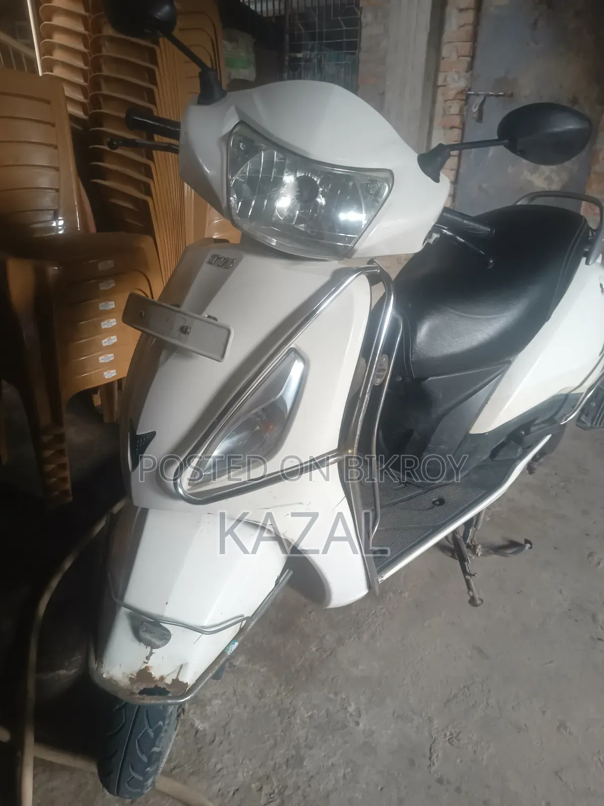 TVS Jupiter 2018 White