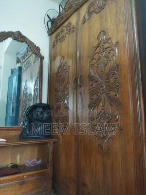 ওয়ার্ডড্রপ আলমারি