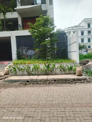 Furnished 4-Bedroom Apartment in Magic Bricks, Bashundhara for Sale