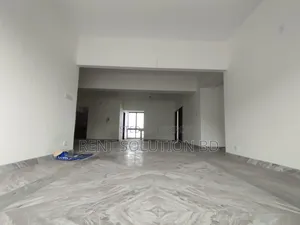 ব্র্যান্ড নিউ অফিস স্পেস