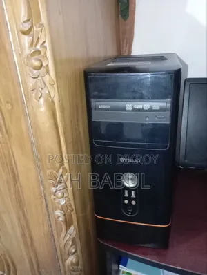 Desktop Computer Asus 8GB Intel Core i5 HDD+SSD 128GB