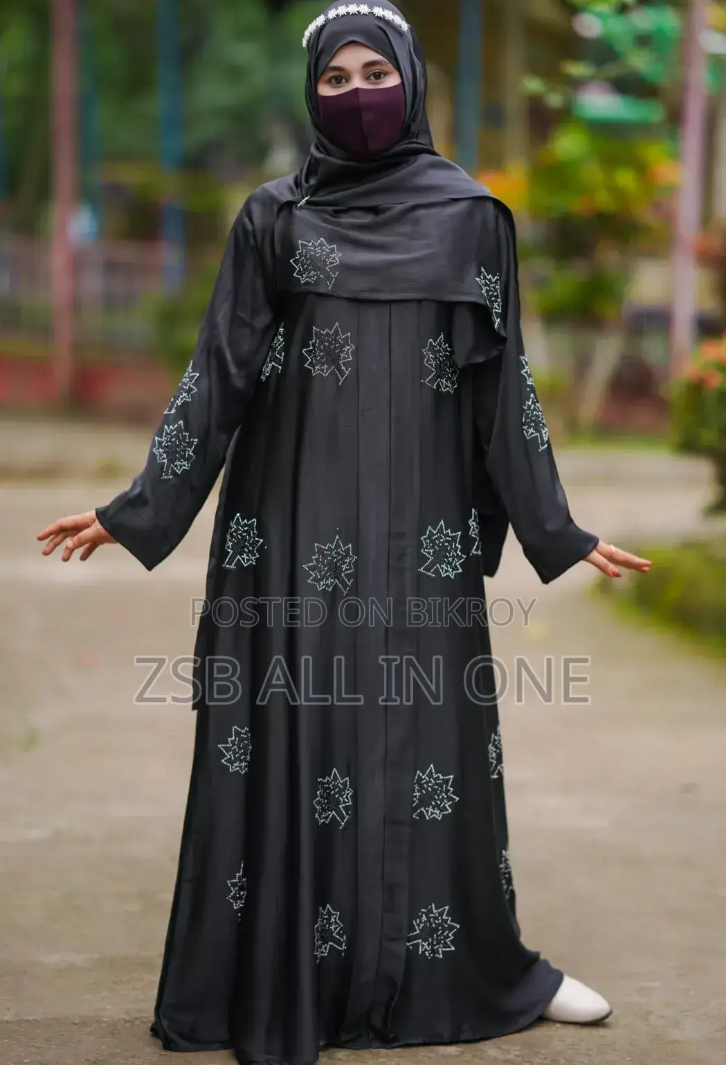 আফ্রিন স্টোন বোরকা (শুধু বোরকা)