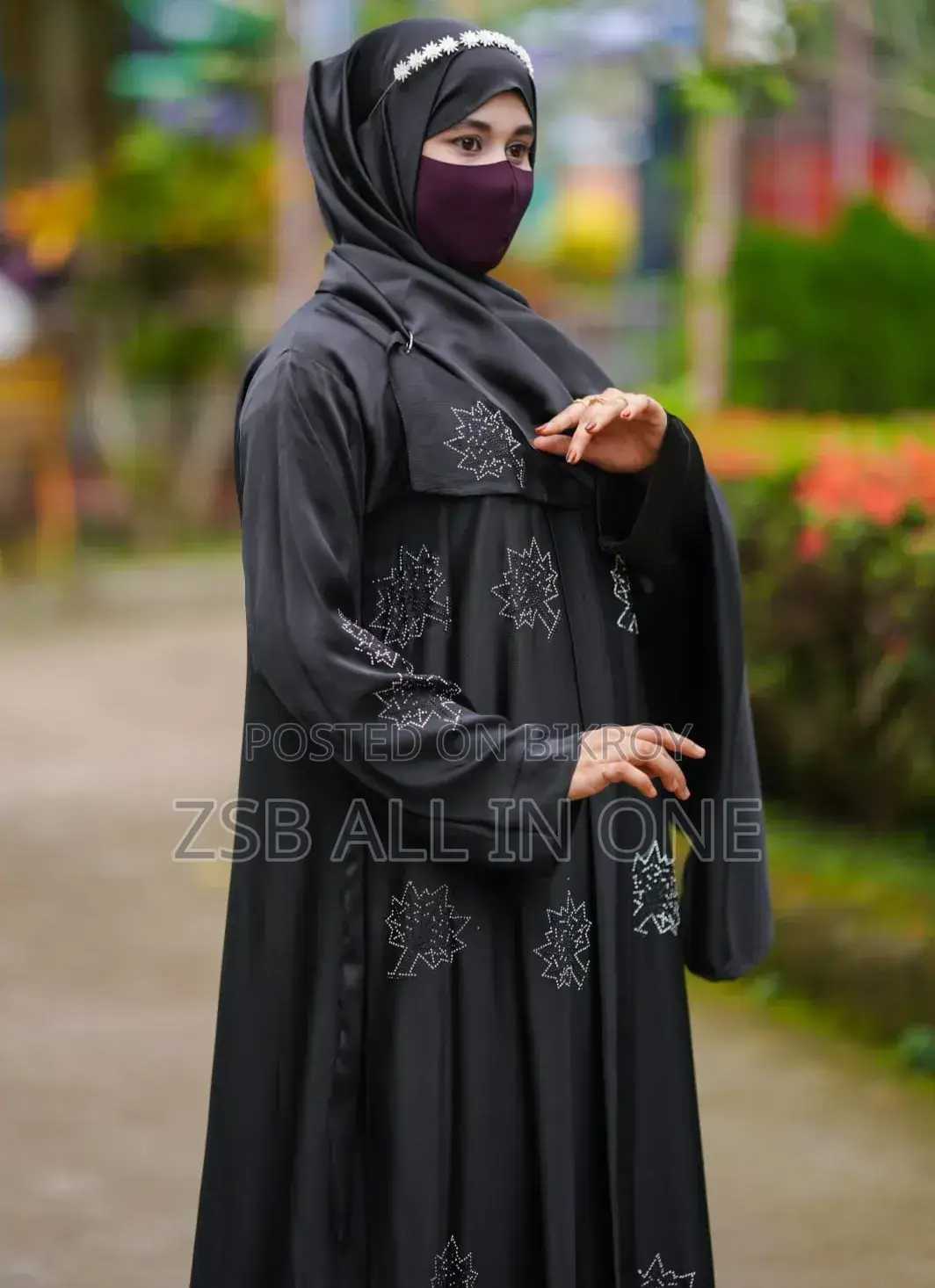 আফ্রিন স্টোন বোরকা (শুধু বোরকা)