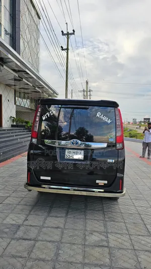 Toyota Noah 2016 Black