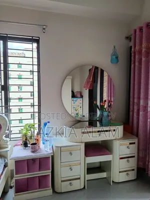 Want to Sell vanity. Used for 6 Months