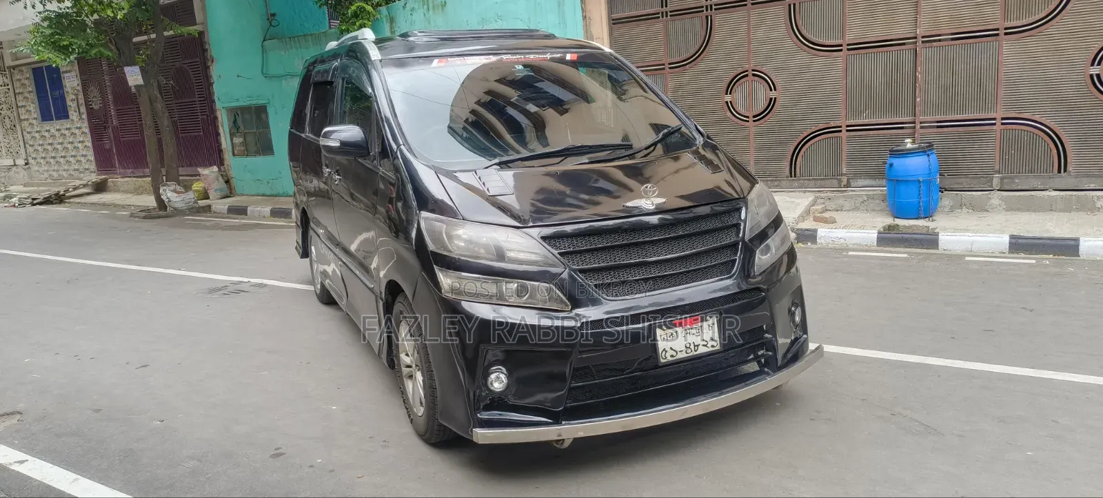 Toyota Alphard 2002 Black