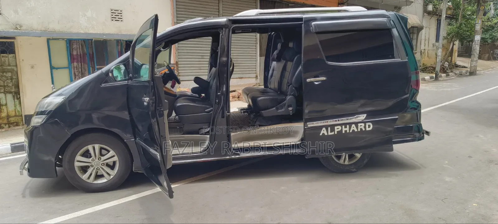 Toyota Alphard 2002 Black