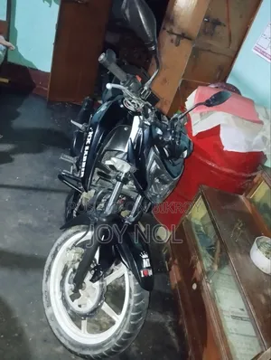টিভিএস আপাচে ১৬০ ৪ভি ২০১৯ ব্ল্যাক