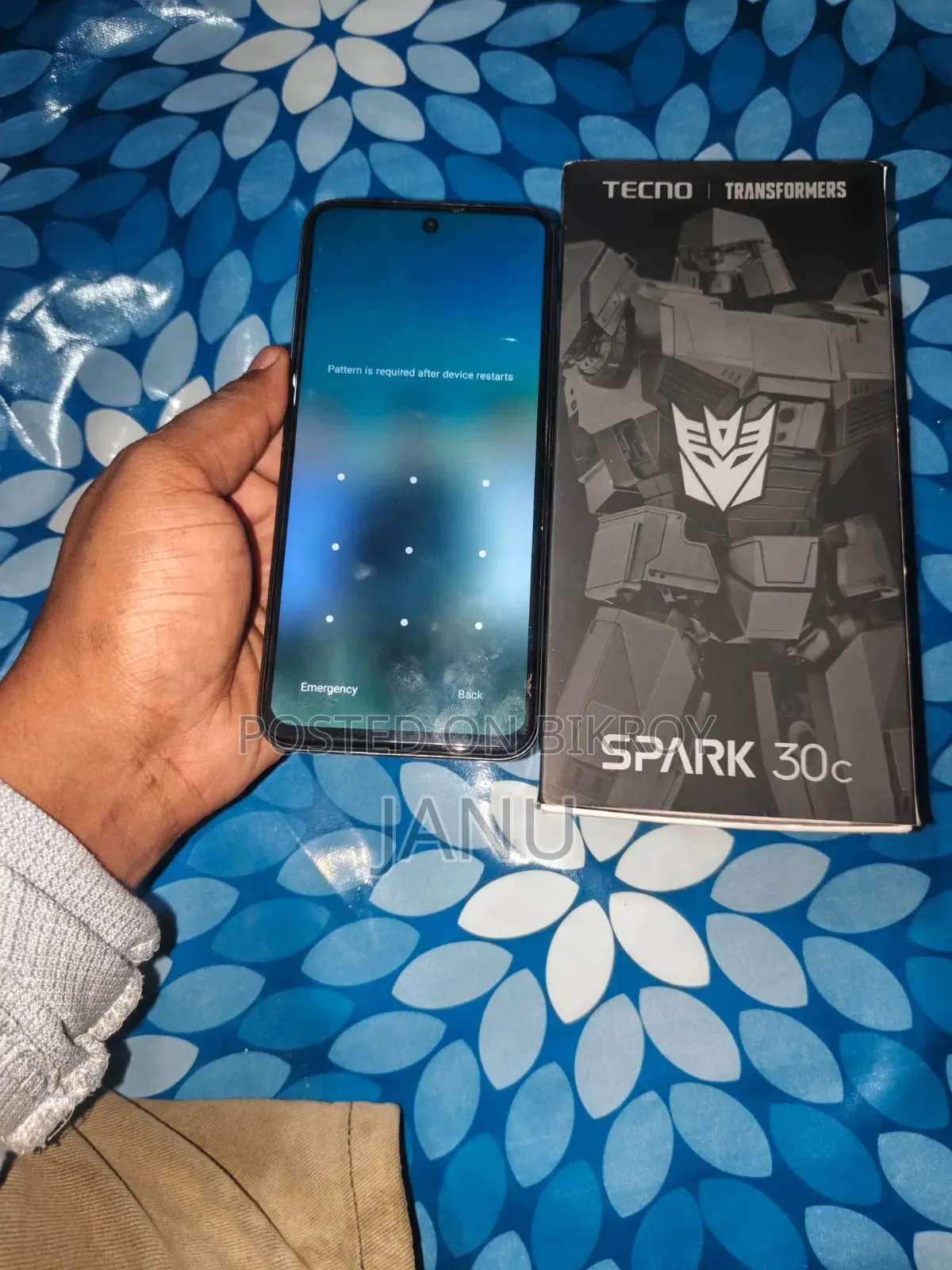 টেকনো স্পার্ক ৩০ ১২৮ জিবি ব্ল্যাক