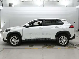 Toyota Corolla Cross 1.8 Hybrid AWD 2021 Pearl
