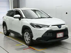 Toyota Corolla Cross 1.8 Hybrid AWD 2021 Pearl