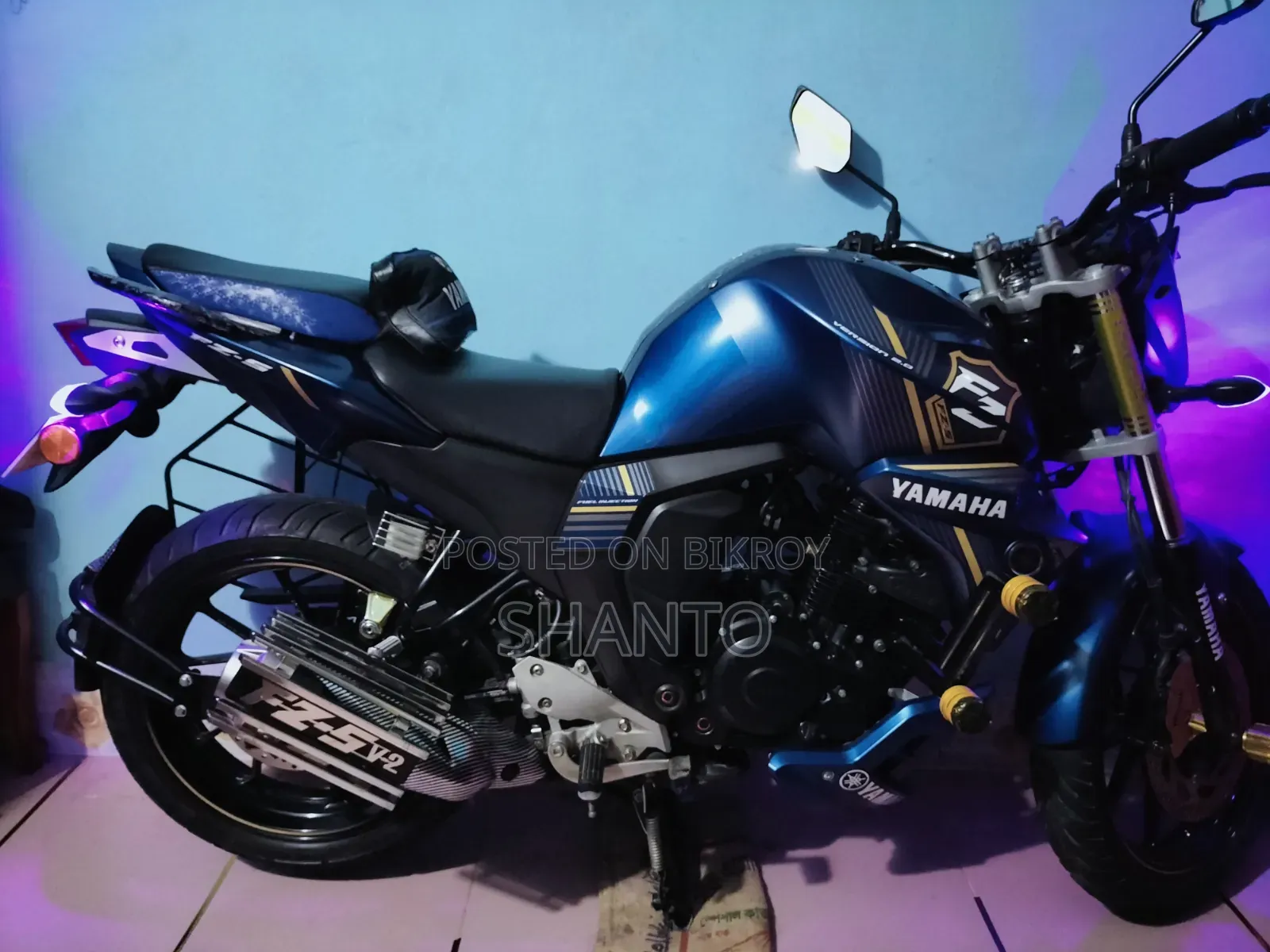 নতুন ইয়ামাহা এফজেডএস ভি২ ২০২৪ ব্লু