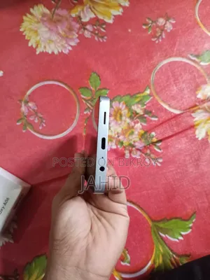 স্যামসাং গ্যালাক্সি এ০৬ ৬৪ জিবি সাদা