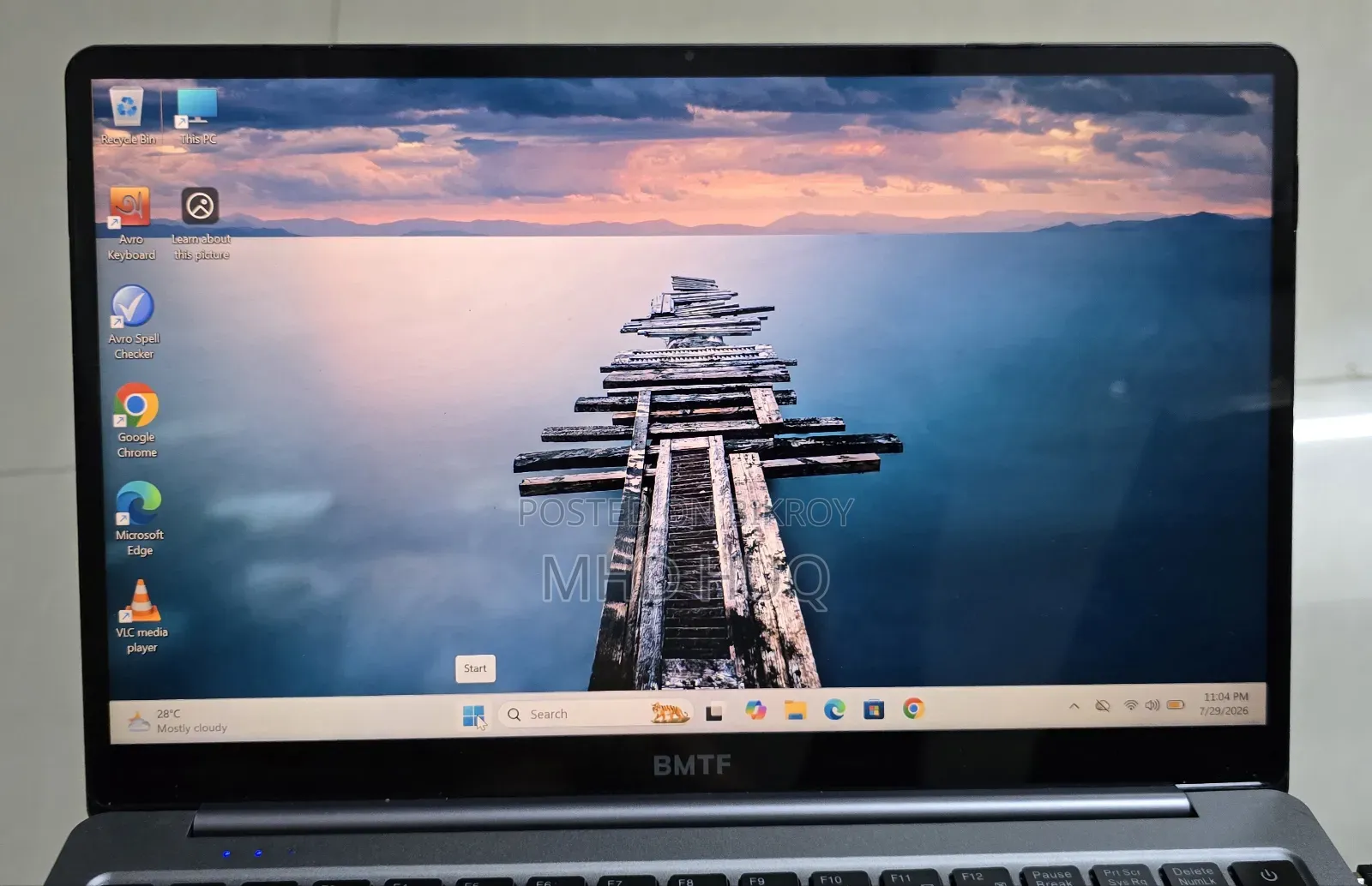 ল্যাপটপ ৮জিবি ইন্টেল সেলেরন এসএসডি ২৫৬জিবি