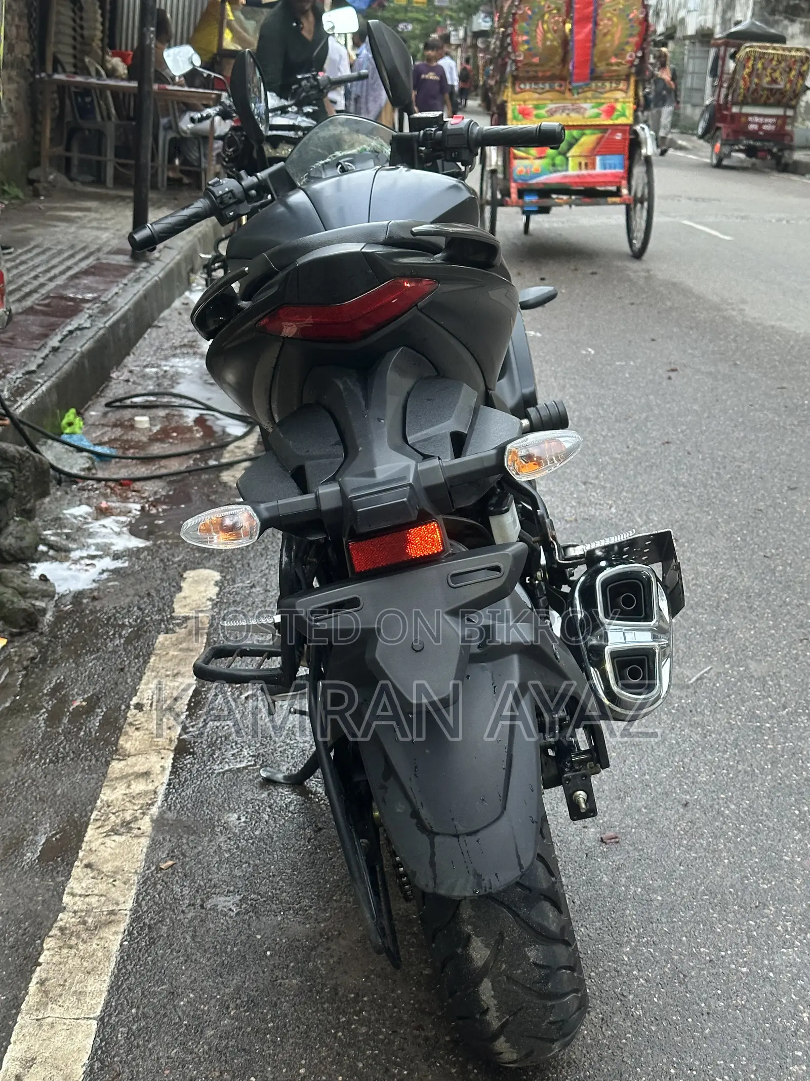 সুজুকি জিক্সার এসএফ ২৫০ ২০২৫ কালো