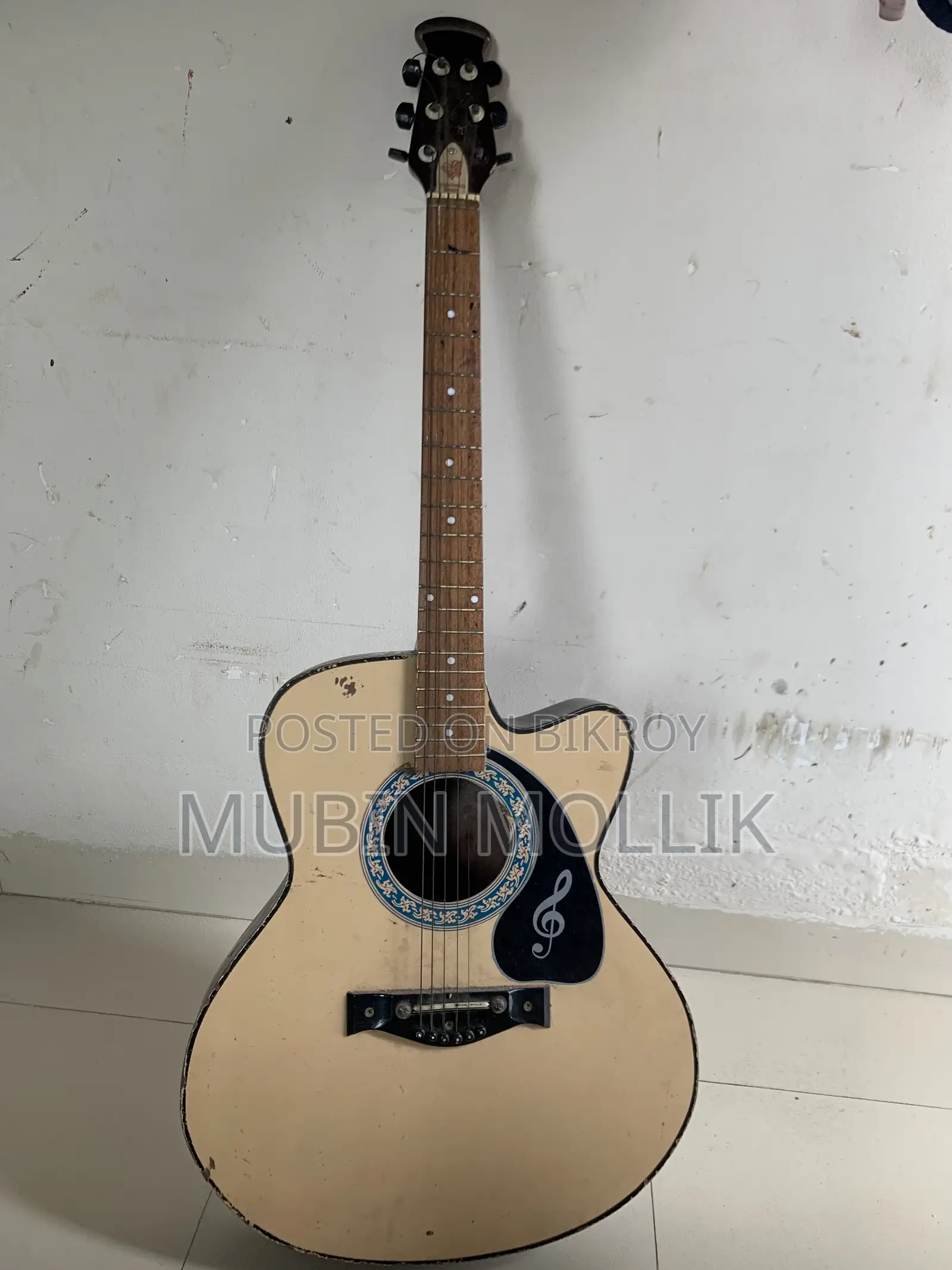 Guitar for sell