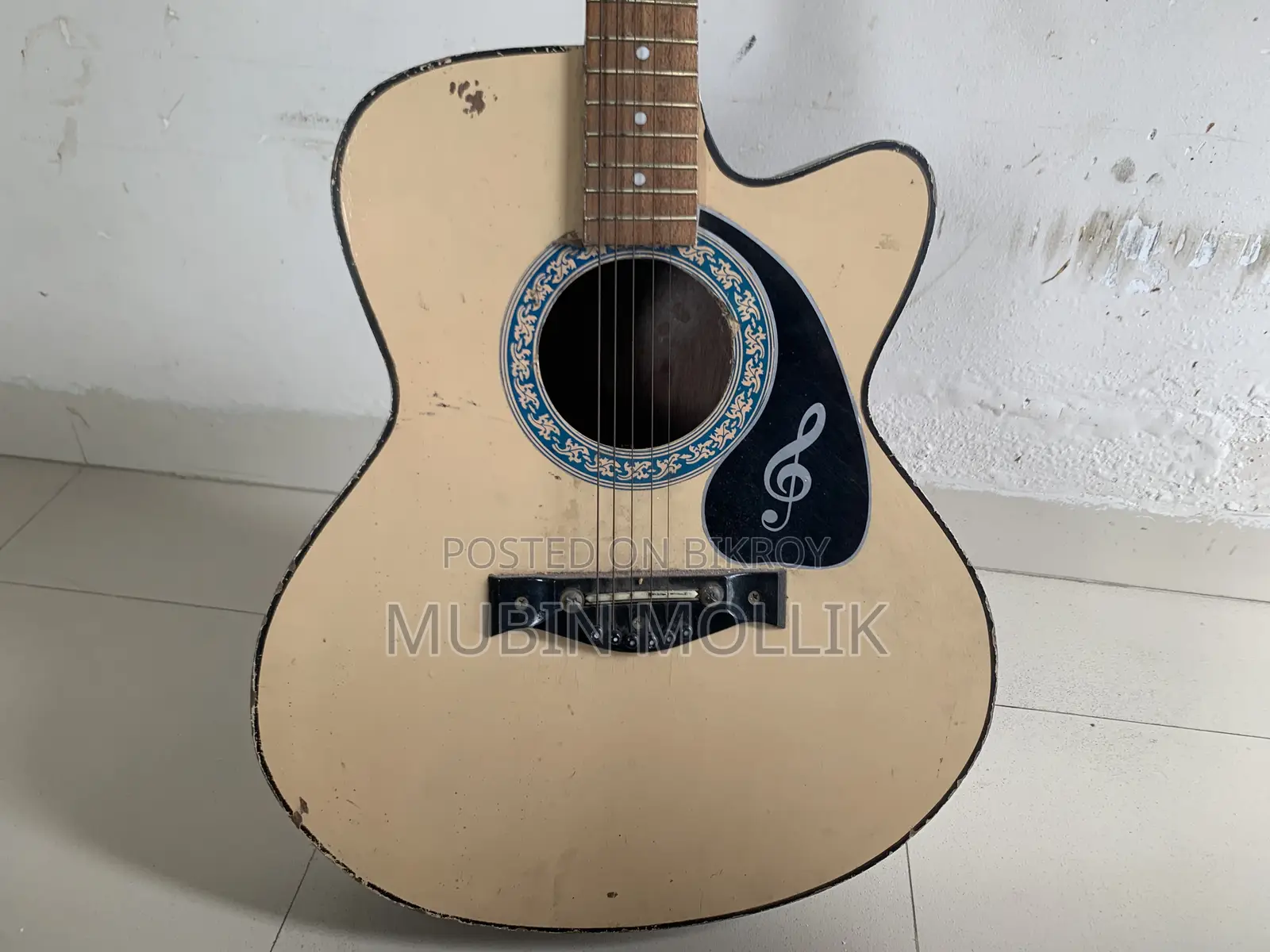 Guitar for sell