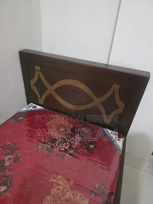 সিঙ্গেল বেড + অর্থোপেডিক ম্যাট্রেস (ভালো কন্ডিশন)