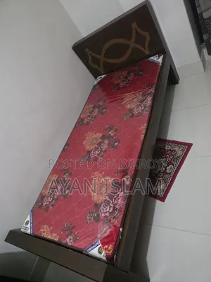 সিঙ্গেল বেড + অর্থোপেডিক ম্যাট্রেস (ভালো কন্ডিশন)