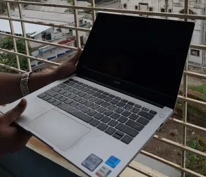 Laptop Huawei 8GB Intel Core i5 SSD 512GB