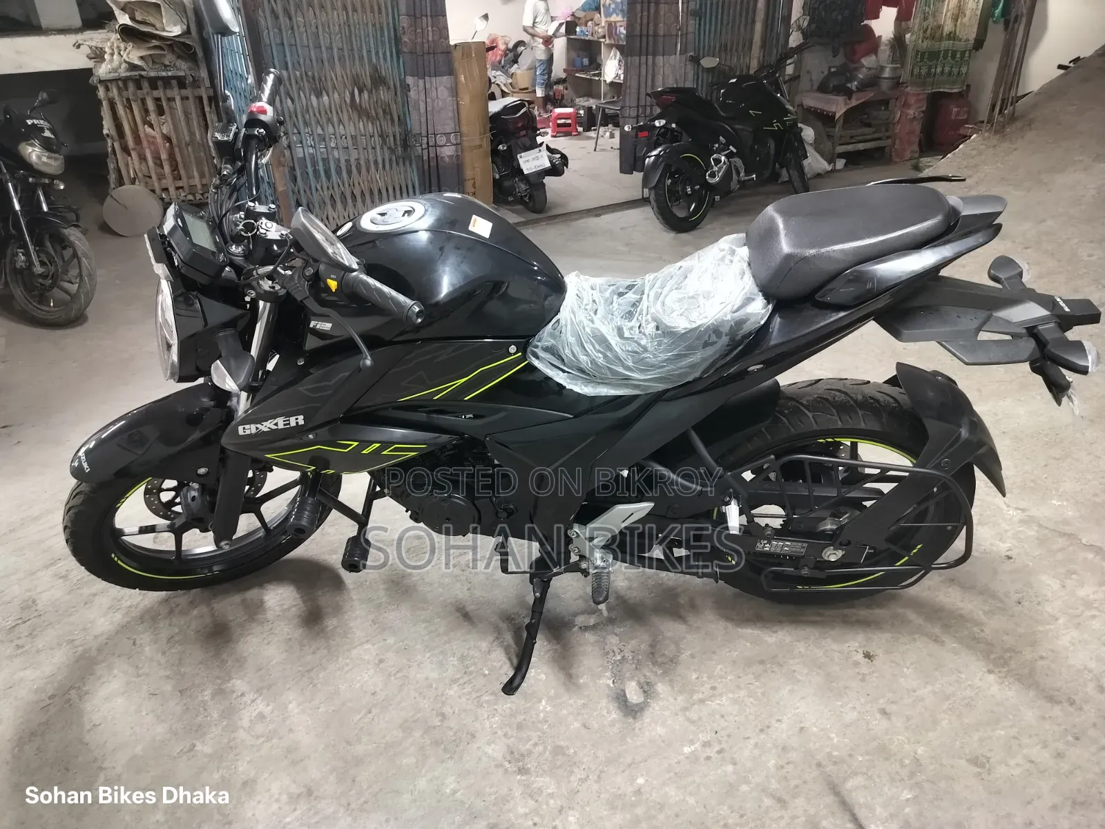 Suzuki Gixxer 2025 Black