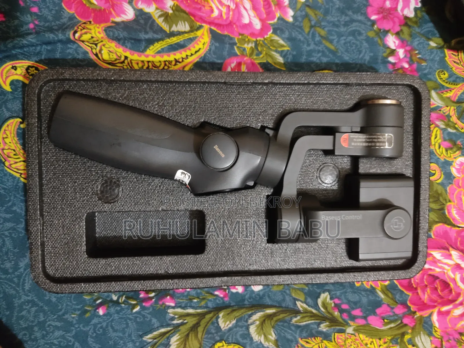 Baseus 3-Axis Smartphone Gimbal Stabilizer - Excellent Condition