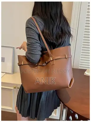 Urban Elegance Shoulder Bag