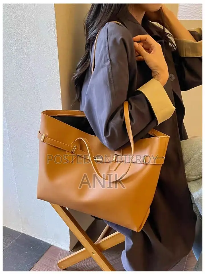 Urban Elegance Shoulder Bag