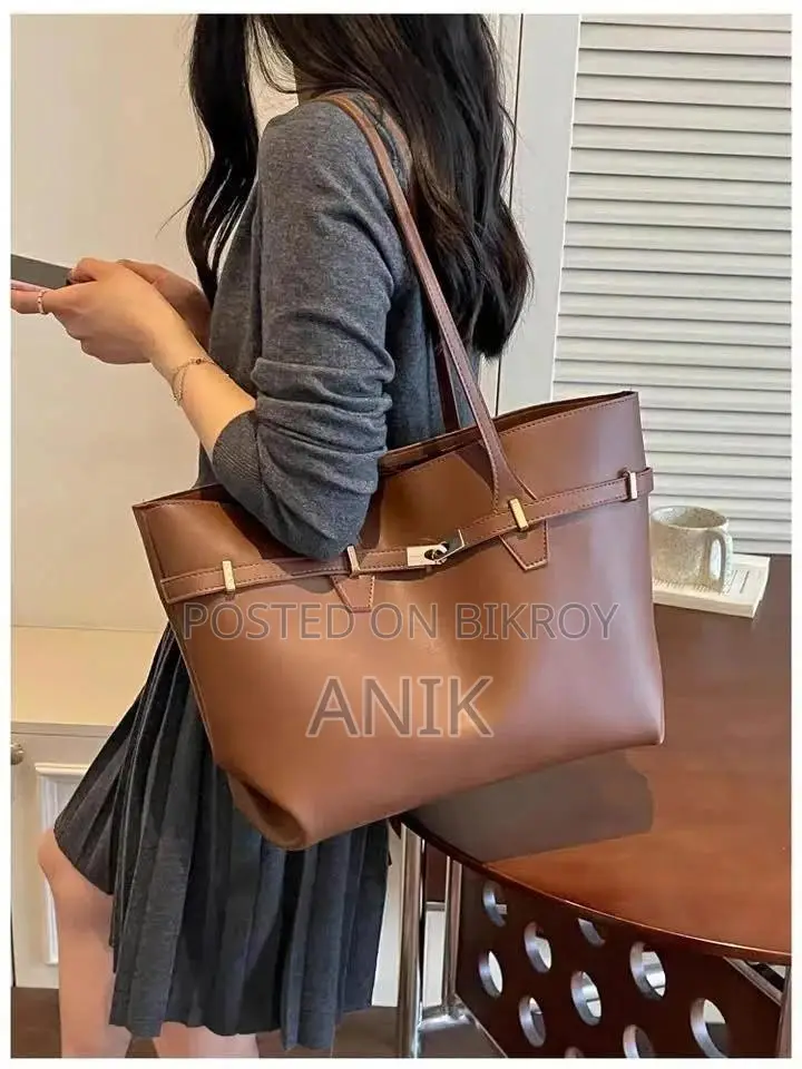 Urban Elegance Shoulder Bag