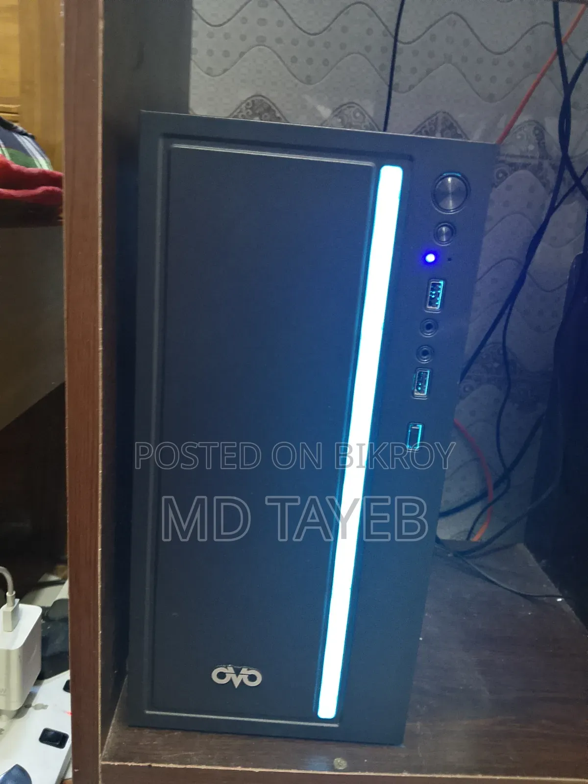 Desktop Computer Microsoft 8GB Intel Core i5 SSD 256GB
