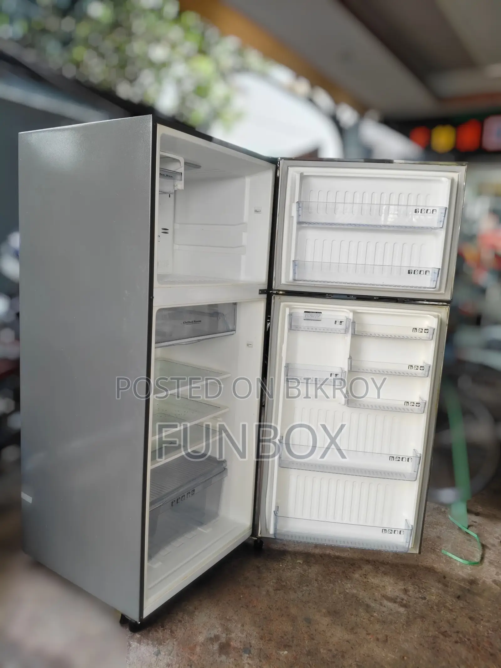 Used Walton Refrigerator WNJ-5A2 Non Frost 512 Liter Fresh Condition