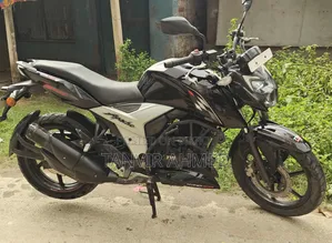 TVS Apache RTR 160 4V 2022 Black