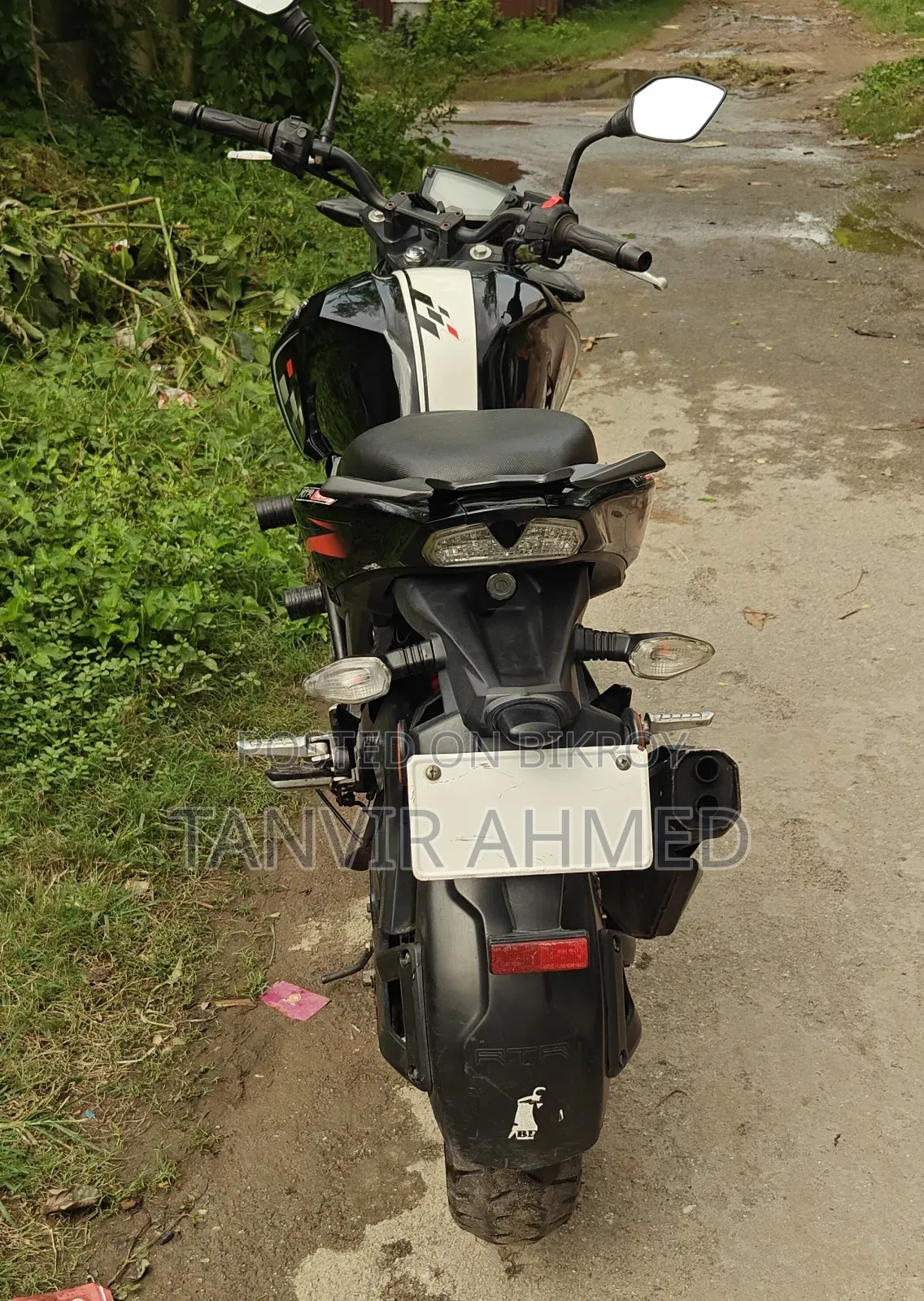 TVS Apache RTR 160 4V 2022 Black