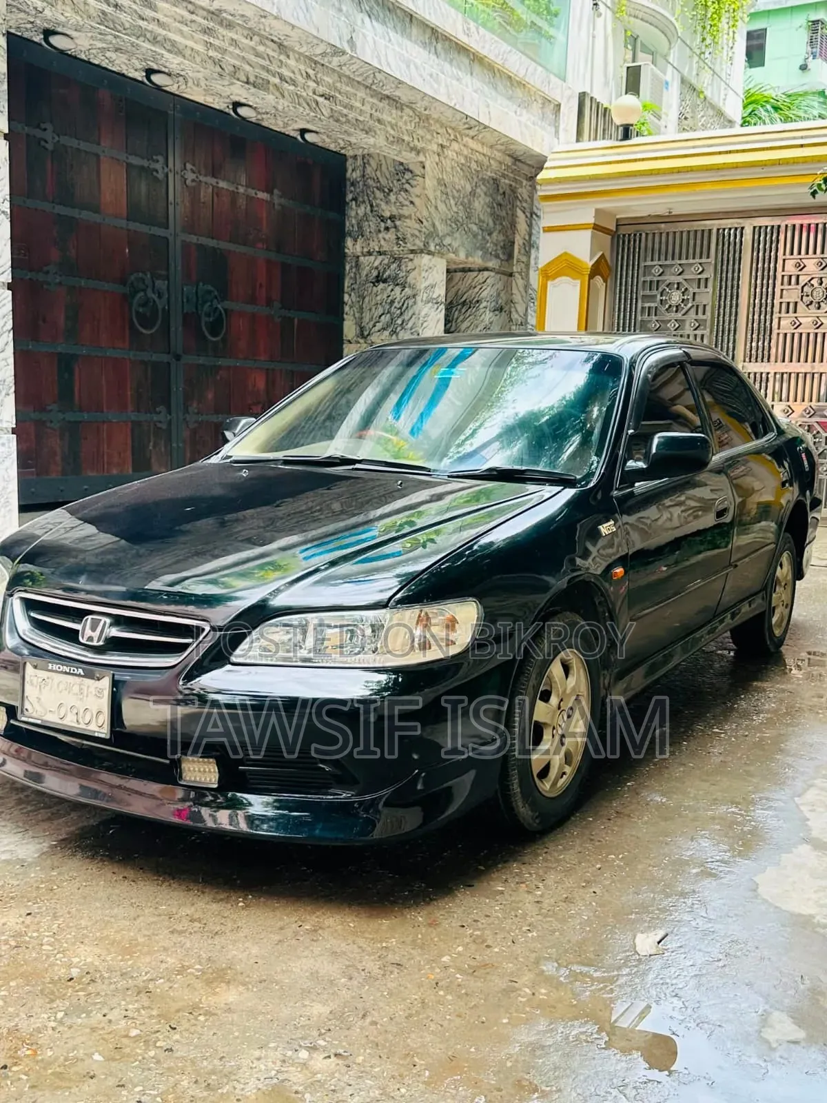 হোন্ডা অ্যাকর্ড ২০০২ কালো