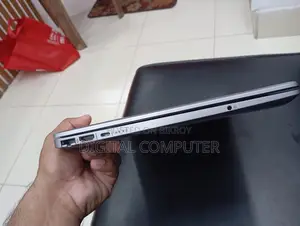 Laptop HP 240 G9 8GB Intel Core i3 SSD 512GB