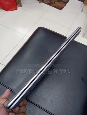 Laptop HP 240 G9 8GB Intel Core i3 SSD 512GB