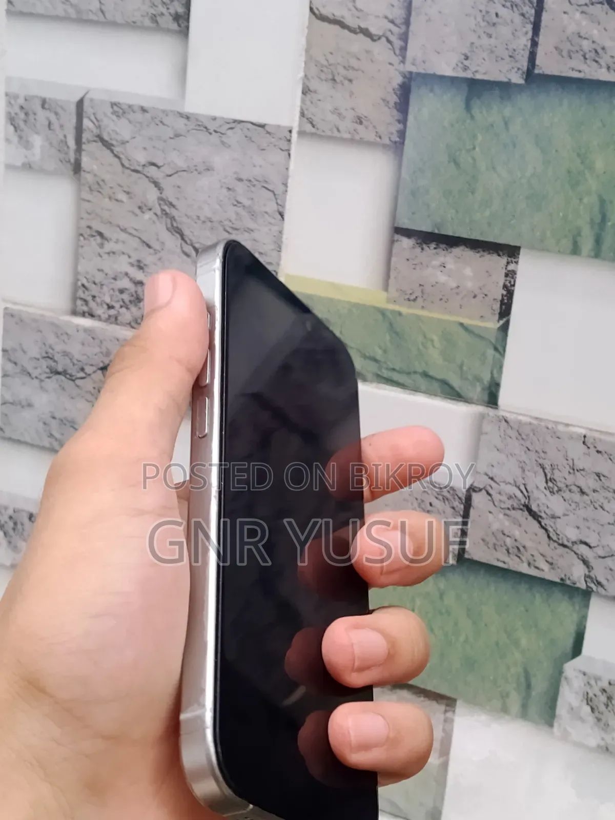 অ্যাপল আইফোন ১৫ প্রো ২৫৬ জিবি হোয়াইট