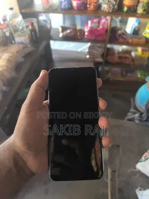 রিয়েলমি সি১৫ ৬৪ জিবি সিলভার