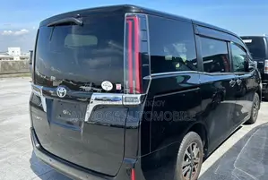 Toyota Esquire 2021 Black