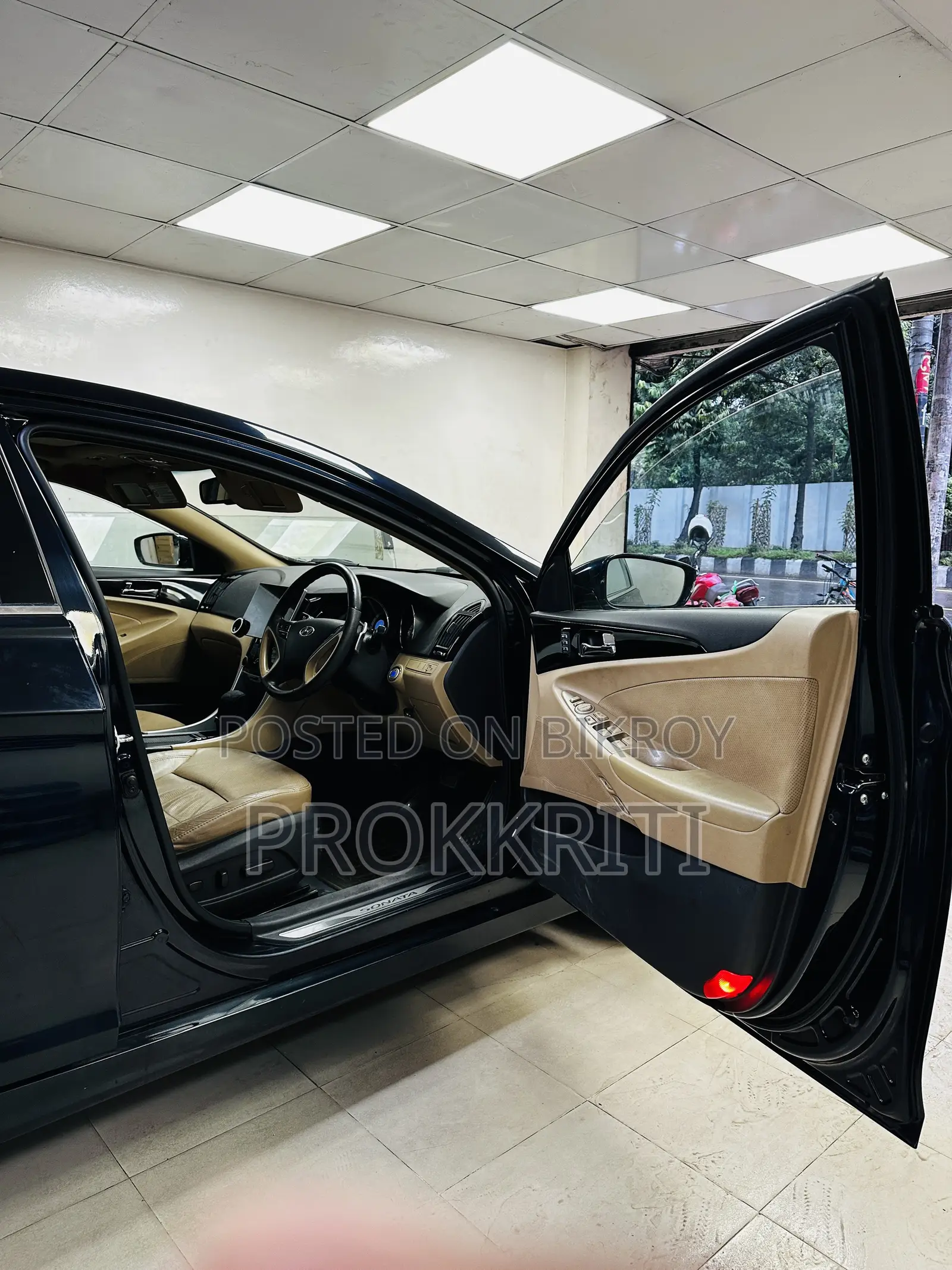 Hyundai Sonata 2011 Blue