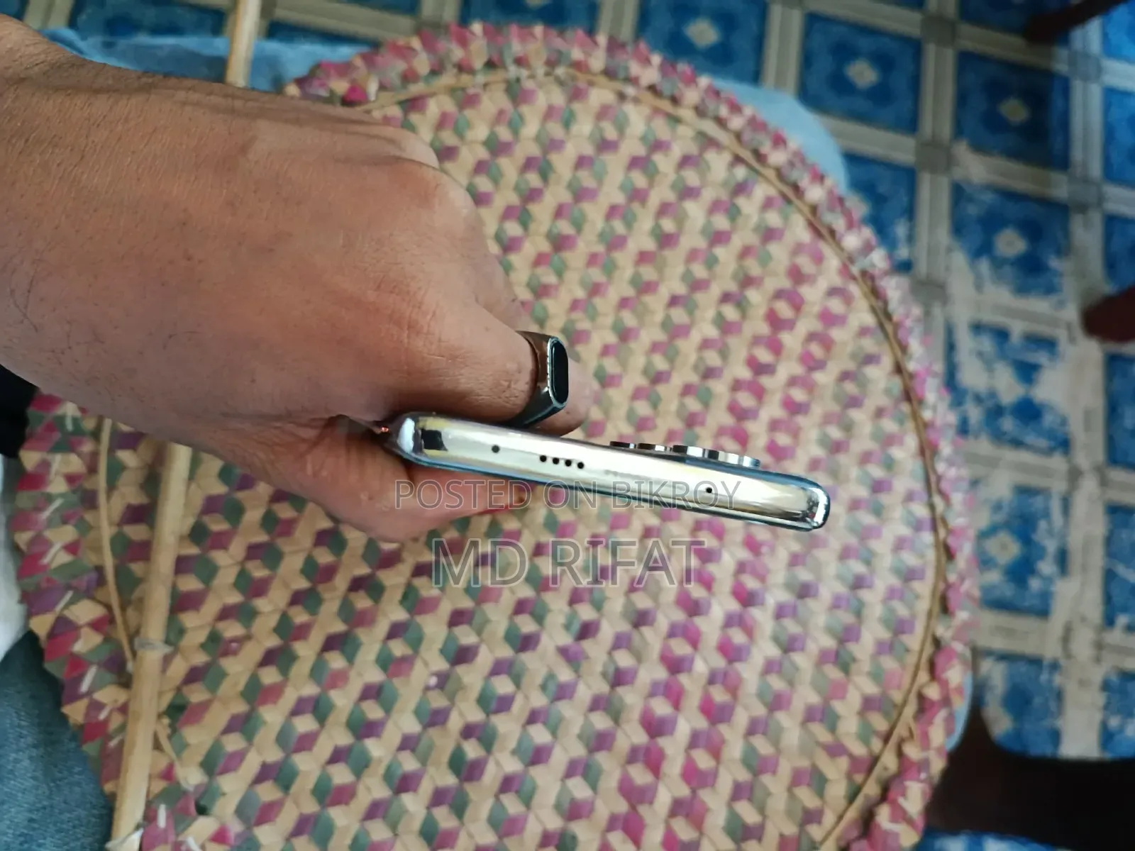 টেকনো ক্যামন ৪০ প্রো ৪জি ২৫৬ জিবি ব্ল্যাক