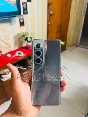 টেকনো ২৫৬ জিবি ব্ল্যাক