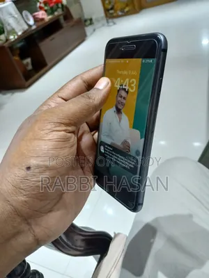 অ্যাপল আইফোন ৮ ৬৪ জিবি ব্ল্যাক