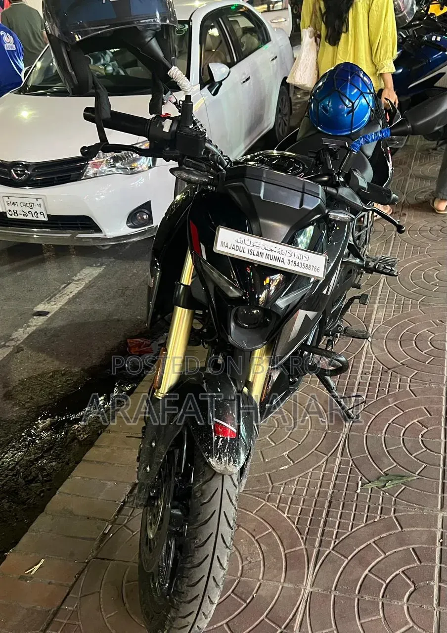 Bajaj Pulsar N160 2025 Black