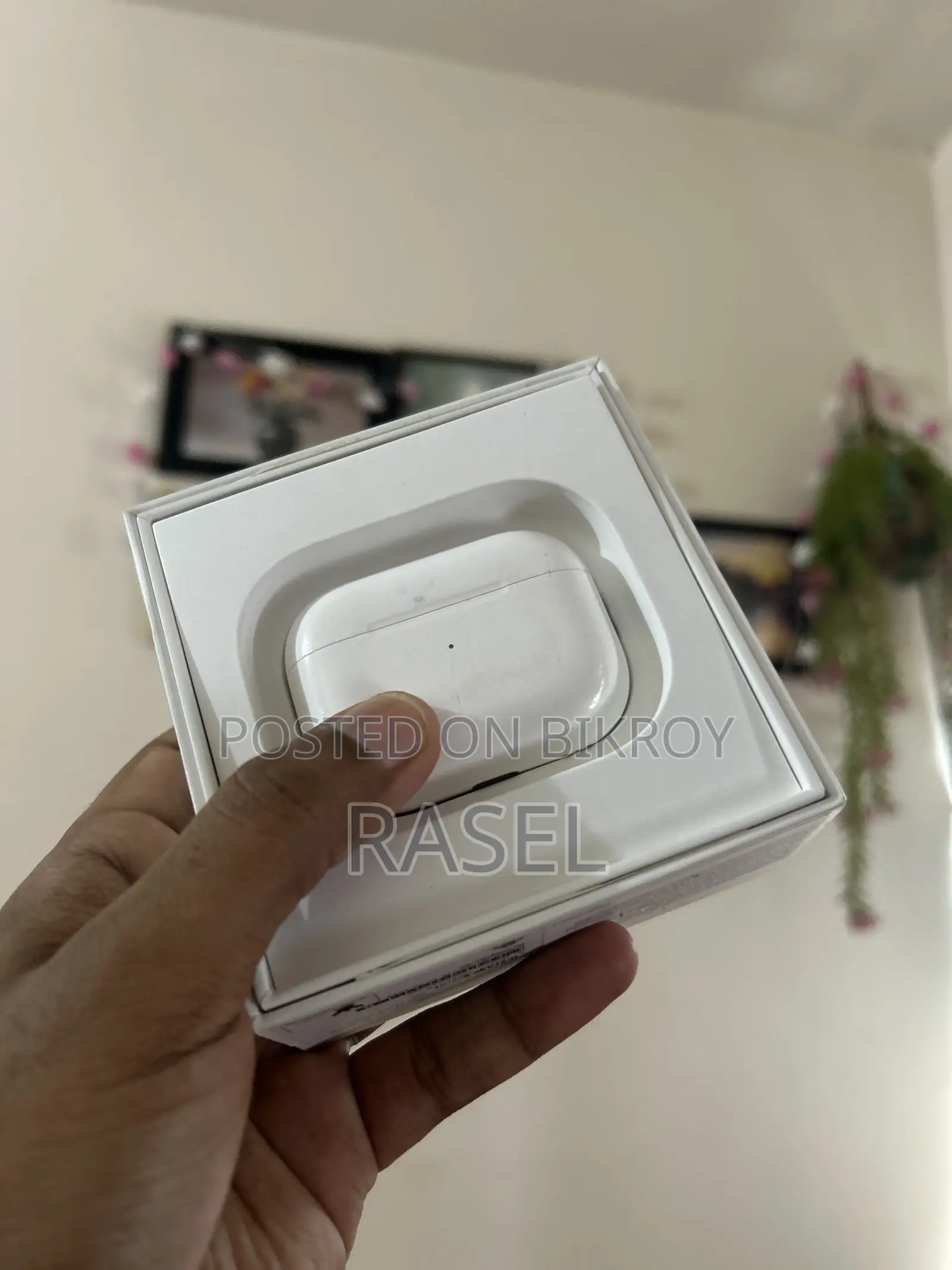 অ্যাপল এয়ারপডস প্রো (সেকেন্ড জেনারেশন)