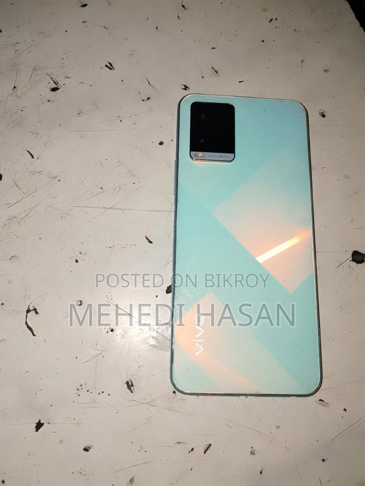 ভিভো ওয়াই২১ ৬৪ জিবি গোল্ড