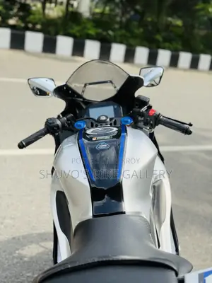 New Yamaha R15M 2024 Silver