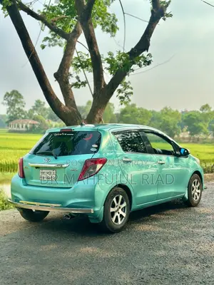Toyota Vitz 2011